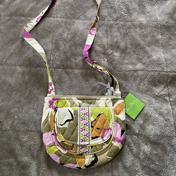 Vera Bradley Handbags - Vera Bradley “ Lizzy” Quilted Floral Crossbody Bag
